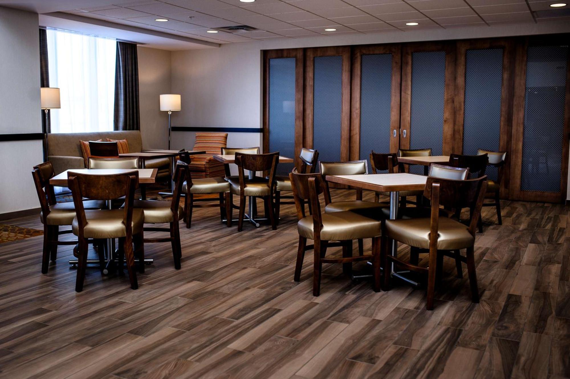 Hampton Inn & Suites Truro, Ns Exteriör bild
